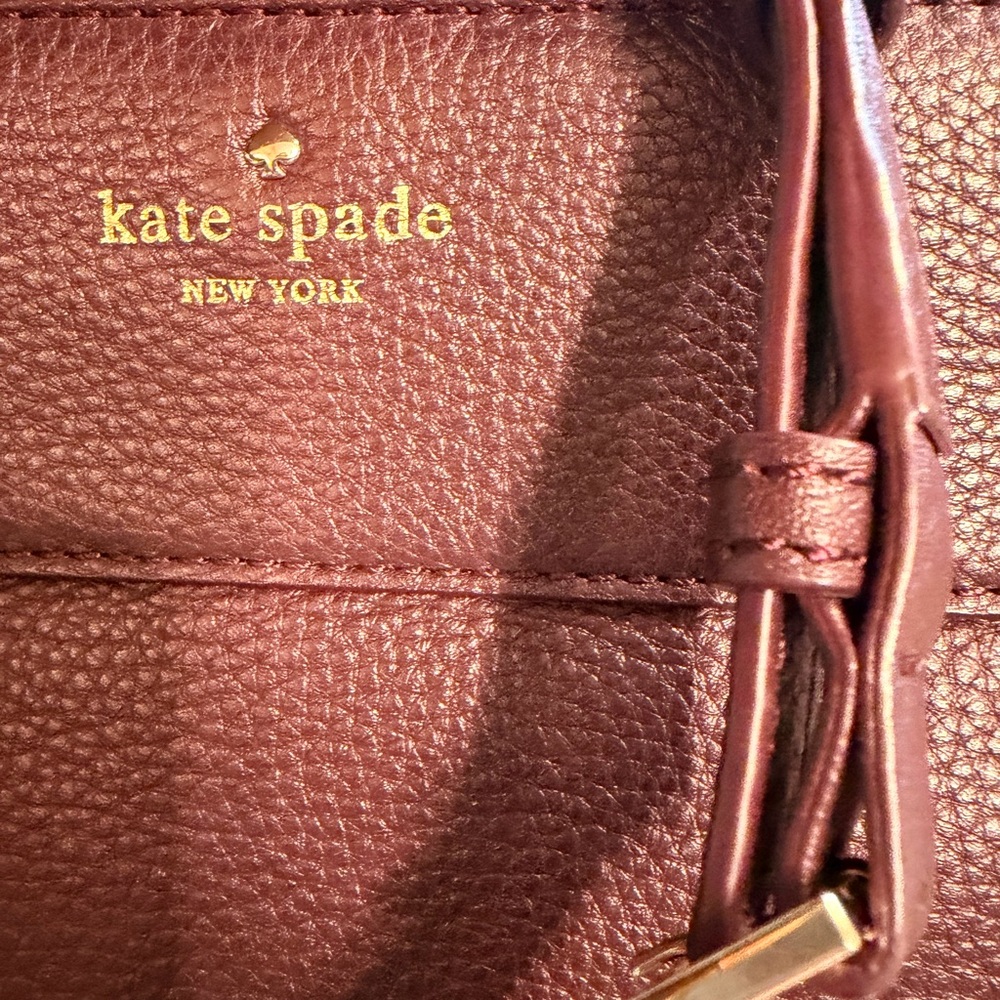 kate spade New York Pebbled Leather Crossbody Bag in Maroon/Burgundy - Picture 5 of 7